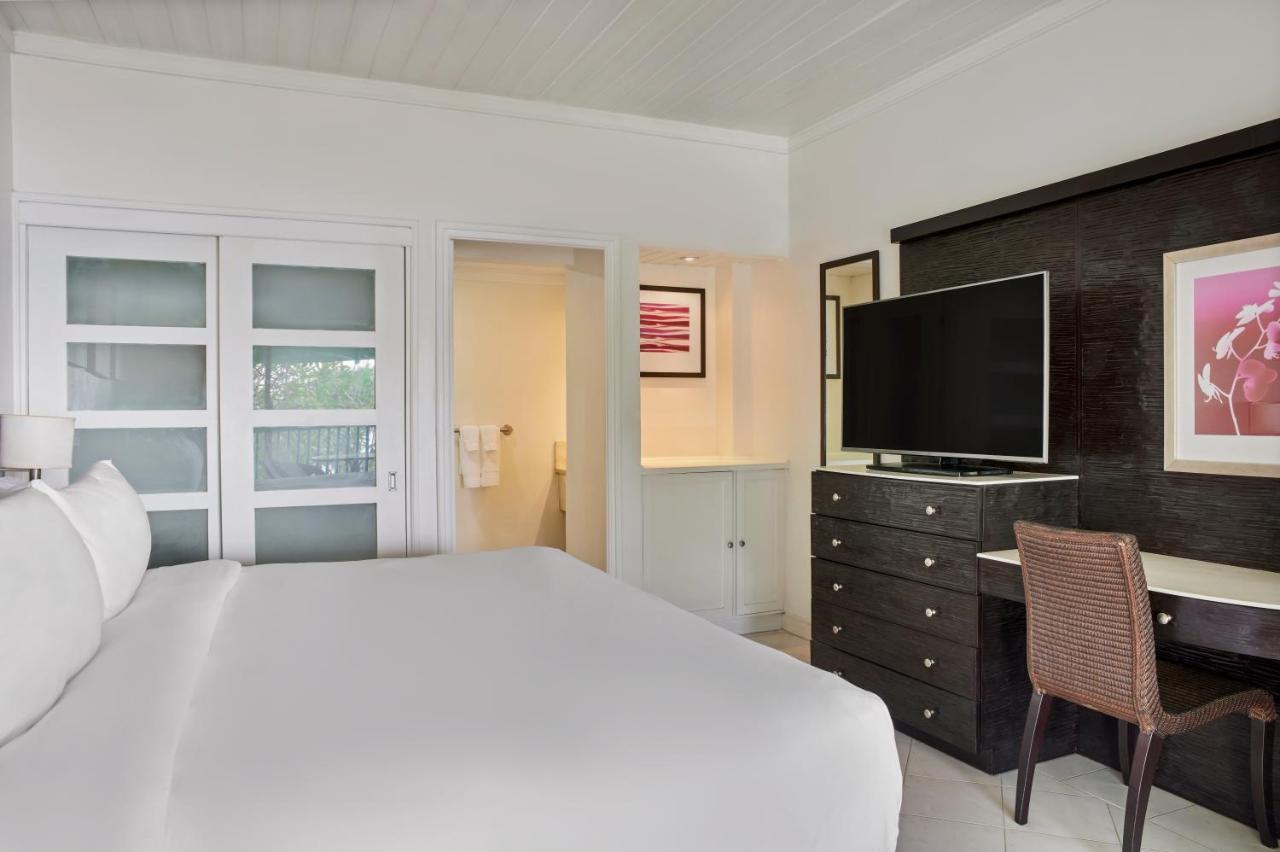 Crystal Cove By Elegant Hotels - All-Inclusive Saint James Dış mekan fotoğraf