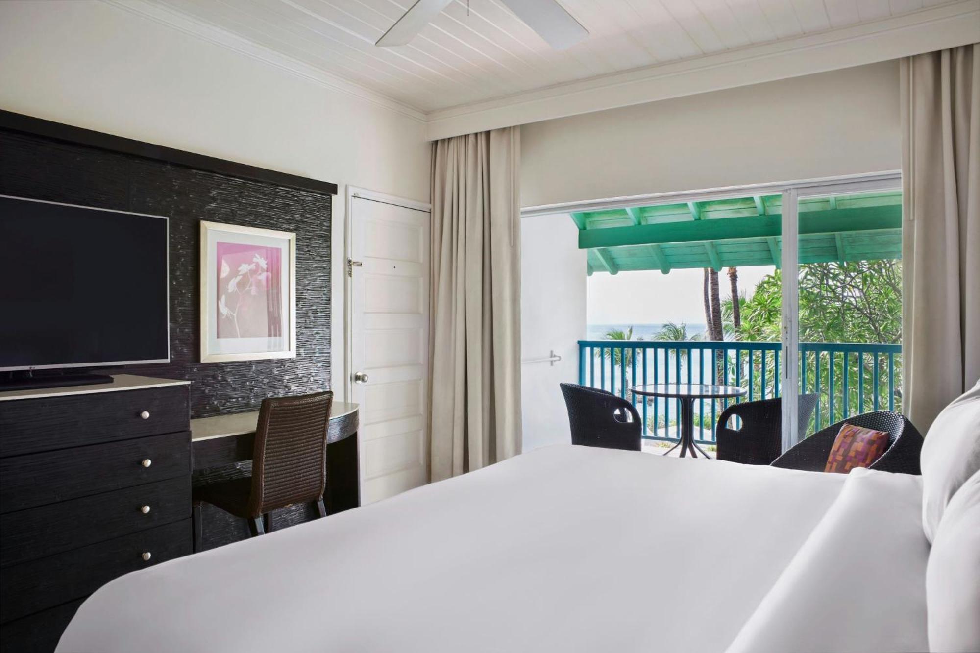 Crystal Cove By Elegant Hotels - All-Inclusive Saint James Dış mekan fotoğraf