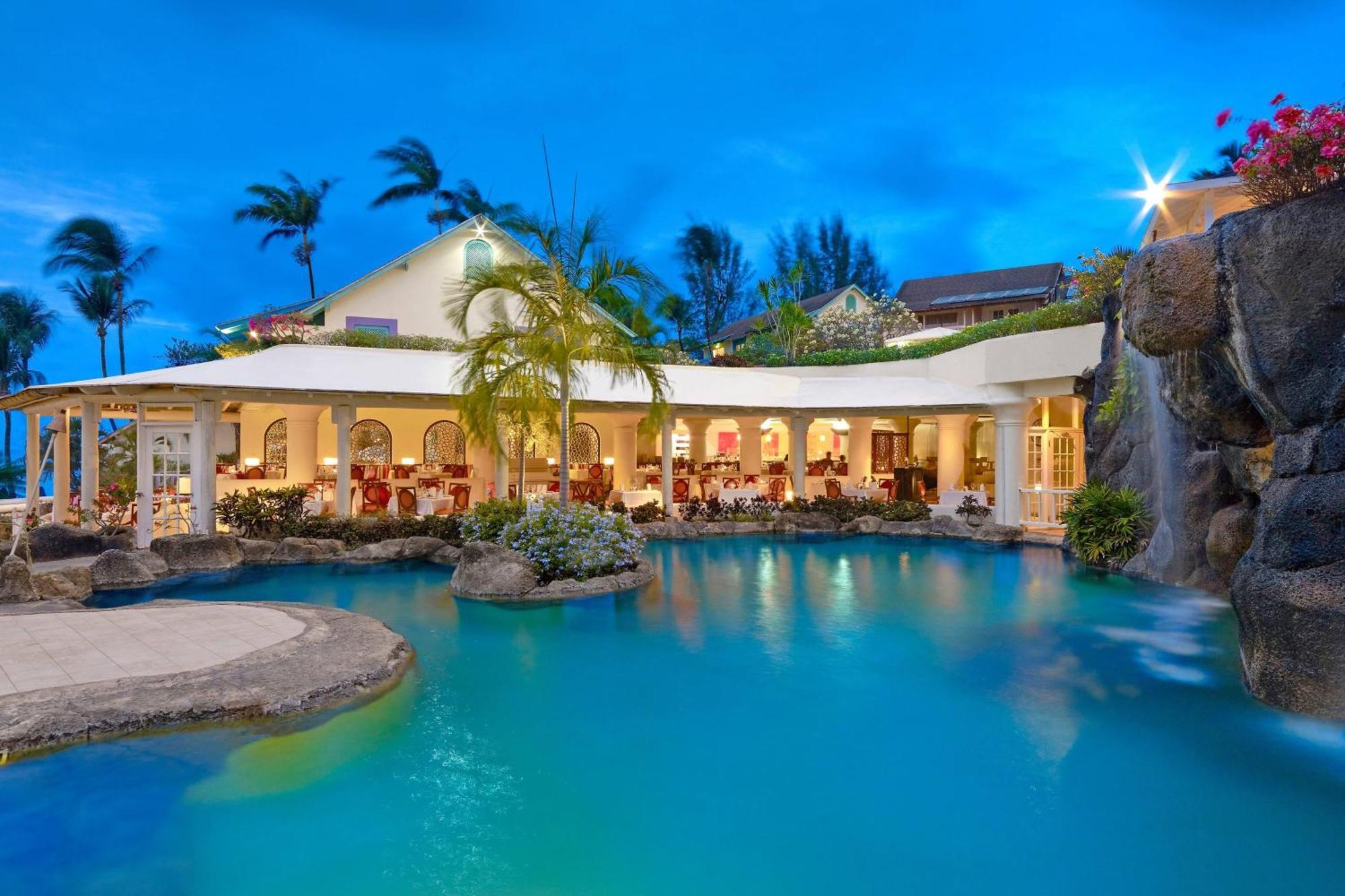 Crystal Cove By Elegant Hotels - All-Inclusive Saint James Dış mekan fotoğraf