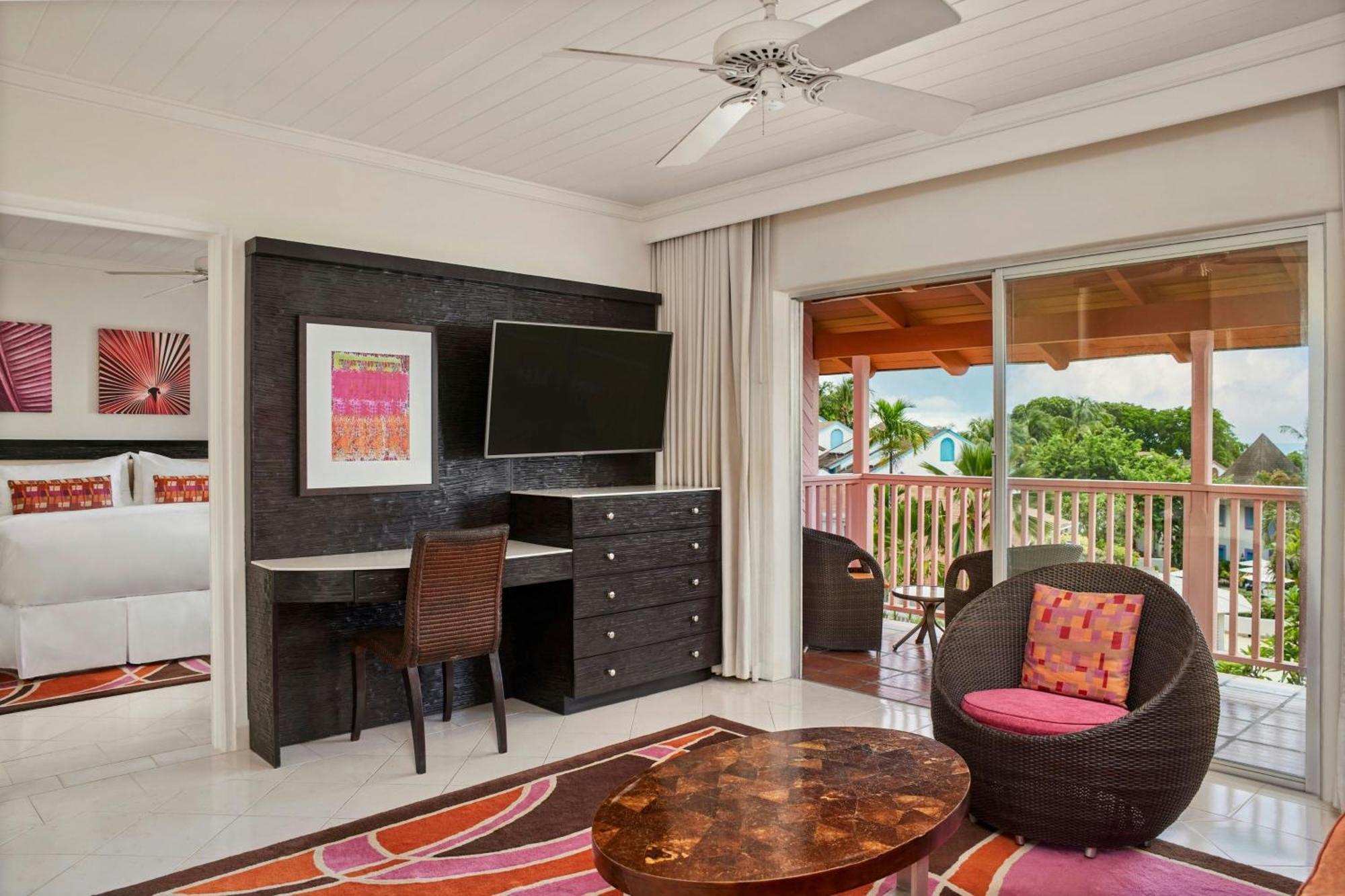 Crystal Cove By Elegant Hotels - All-Inclusive Saint James Dış mekan fotoğraf
